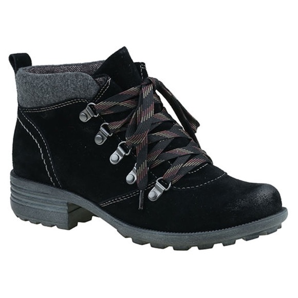 Earth Origins Women’s Black Cow Suede Ankle Boots - Picture 2 of 8